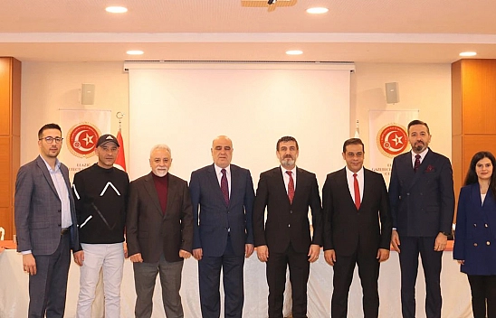 Elazığ'da Gazetecilerden güçlü bir adım