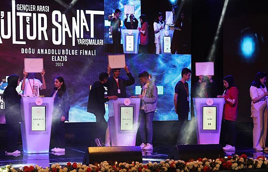 Elazığ'da Gençlerin Hummalı Yarışı Başladı