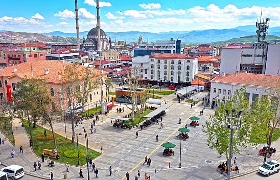Elazığ'da Gözler Pazartesiye Çevrildi