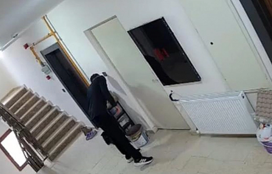 Elazığ'da gündem olan ayakkabı hırsızı kısa sürede yakalandı