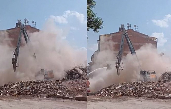 Elazığ'da Hasarlı Binayı Yıkan Operatör, Yürekleri Ağza Getirdi