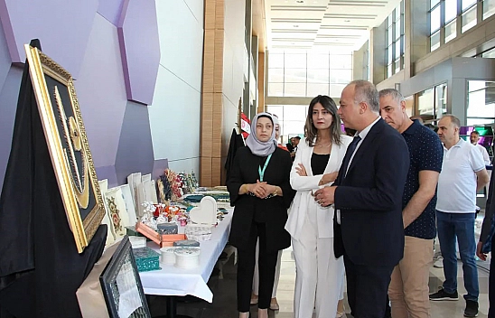 Elazığ'da Hasta ve Yakınlarının Katkısı İle El İşi Ve Resim Sergisi Açıldı