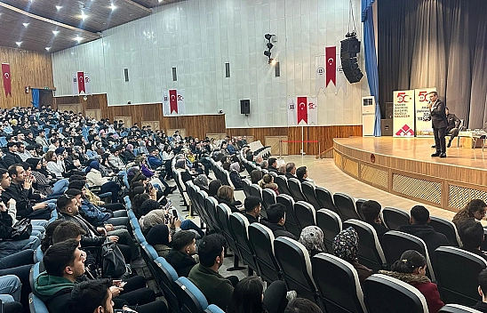 Elazığ'da 'Hayatımız İletişim' programı yoğun katılımla gerçekleşti