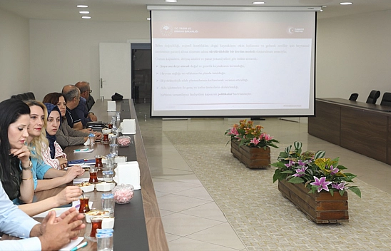 Elazığ'da hayvancılığa yönelik eğitim ve sektör toplantıları başladı