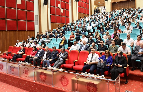 Elazığ'da hemşireler ve ebeler günü kutlandı