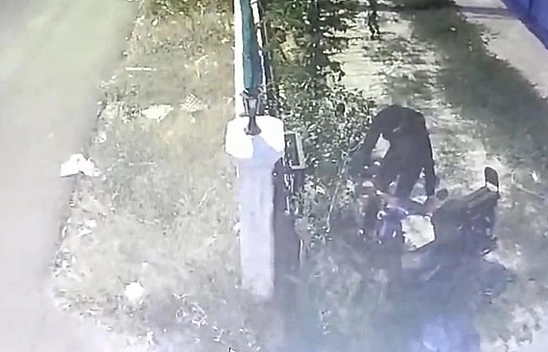 Elazığ'da Hırsızlık Anı Kameralarda!