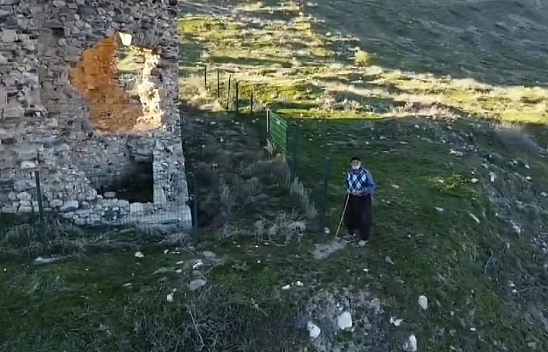 Elazığ'da İlk Defa Dron Gören Vatandaşın Tavırları Tebessüm Ettirdi