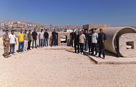 Elazığ'da Jandarma Personeline AFAD'dan enkazda arama kurtarma eğitimi