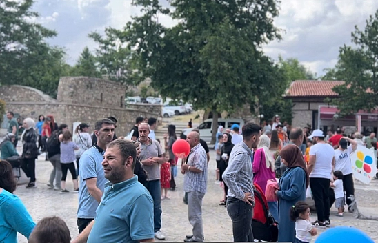Elazığ'da Jandarmadan Uçurtma Şenliği