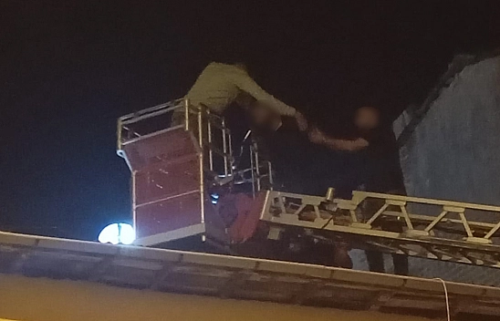 Elazığ'da kan donduran cinayetin zanlısı itfaiye merdiveniyle yakalandı