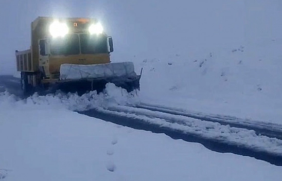 Elazığ'da Karla Mücadele Çalışmaları Sürüyor