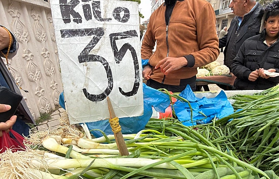 Elazığ'da kilosu 35 liraya düştü kilo kilo alındı