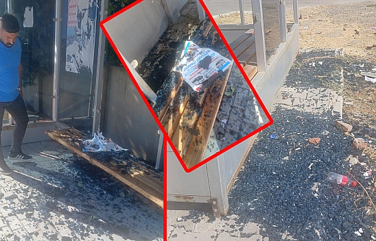 Elazığ'da kimliği belirsiz şüpheliler otobüs duraklarına zarar verdi