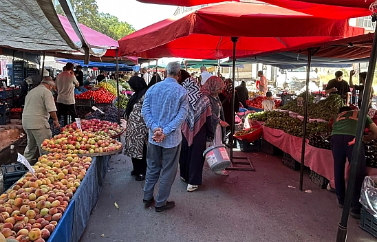Elazığ'da kışlık hazırlıklar başladı: Vatandaş pazara akın etti