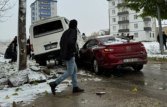 Elazığ'da korkutan kaza: 2 yaralı