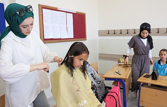 Elazığ'da köy okulu öğrencilerine büyük jest