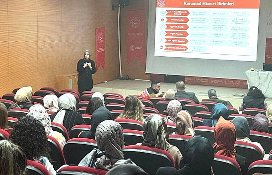 Elazığ'da kurum personeline kadına yönelik şiddetle mücadele eğitimi