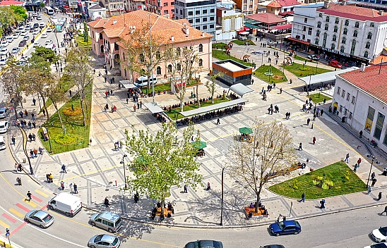 Elazığ'da kuruşu kuruşuna yeni maaşlar