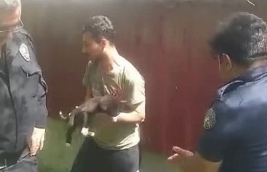 Elazığ'da Kuyuya Düşen Yavru Köpeği İtfaiye Kurtardı