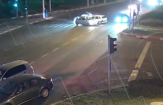 Elazığ'da Meydana Gelen Trafik Kazası (KGYS) Kameralarına Yansıdı