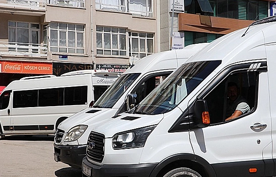 Elazığ'da minibüsler kızardı!