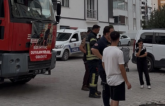 Elazığ'da mutfakta çıkan yangın paniğe neden oldu!