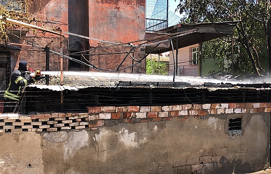 Elazığ'da odunluk yangını: 1 yaralı