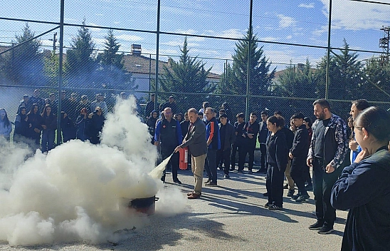 Elazığ'da öğrencilere yangın eğitimi