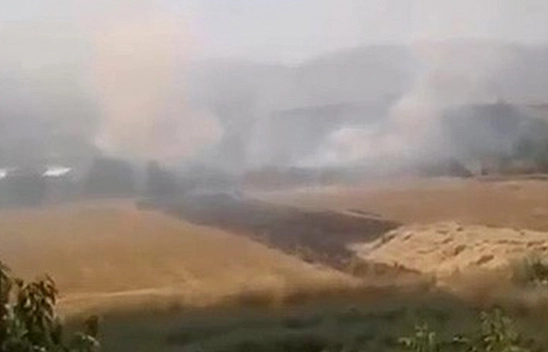 Elazığ'da otluk alanda çıkan yangın paniğe neden oldu