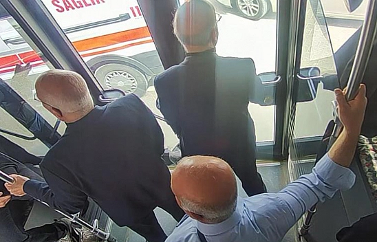 Elazığ'da otobüs şoföründen anlamlı davranış