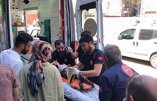 Elazığ'da Otomobil Çocuğa Çarptı