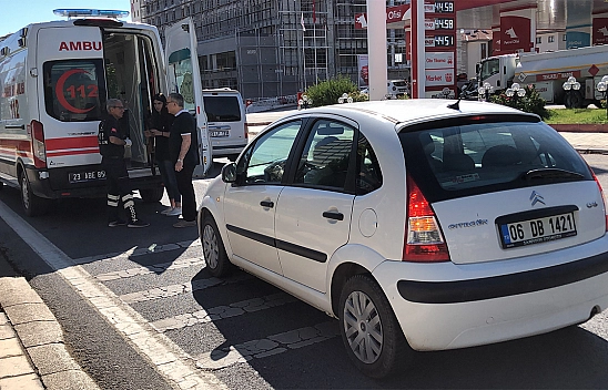 Elazığ'da Otomobil Yayaya Çarptı