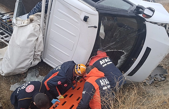 Elazığ'da pikap kazası: 2 kişi yaralandı