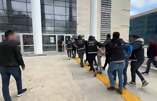 Elazığ'da polis suçlulara göz açtırmıyor: 6 gözaltı