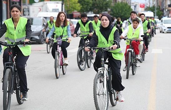 Elazığ'da Sağlık İçin Pedal Çevirdiler