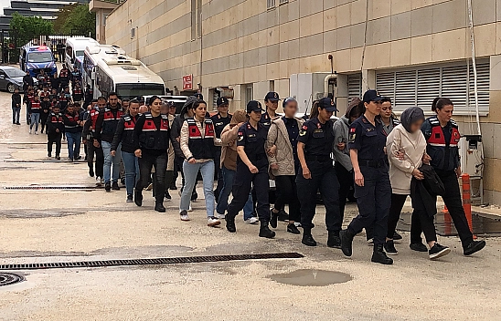 Elazığ'da sağlık kuruluşlarına operasyon: 23 şüpheliden 9'u tutuklandı