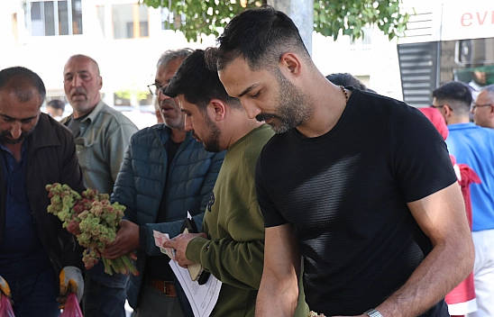 Elazığ'da Sevenlerine Müjde Tezgahlarda Yerini Almaya Başladı
