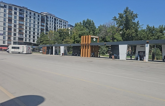 Elazığ'da sıcaklık cadde ve sokakları boşalttı