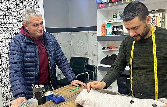 Elazığ'da sipariş kıyafetler yerini tamirata bıraktı