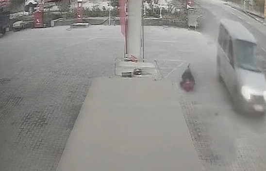 Elazığ'da skandal: Eniştesine araçla çarpıp kaçtı!