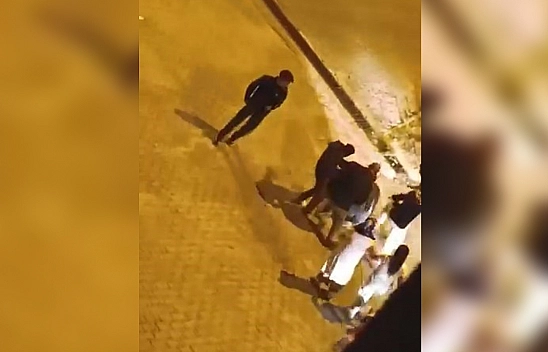 Elazığ'da tartışma kavgaya dönüştü: Vatandaş kameraya yansıdı