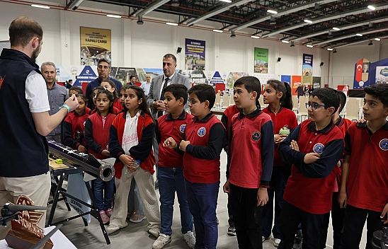 Elazığ'da 'Teknoloji ve Uzay' temalı TÜBİTAK Bilim Şenliği start aldı