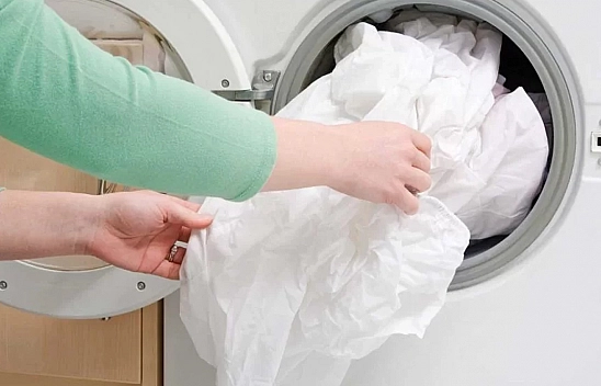 Elazığ'da temizlik başladı! Bu yöntemi bilenlerin perdeleri kar beyaz