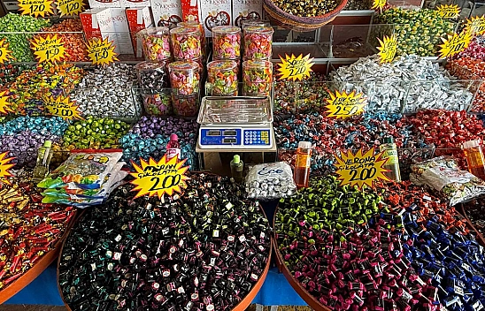 Elazığ'da tezgahlar rengarenk