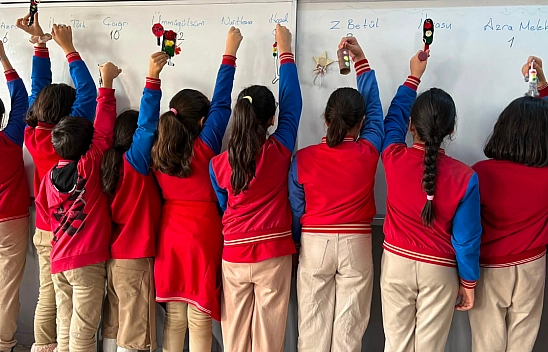 Elazığ'da uluslararası 'On the Road Safely and Smiling' Projesi başladı