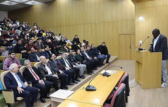 Elazığ'da Yabancı Öğrenciler Arasında Tekerleme Yarışması Düzenlendi