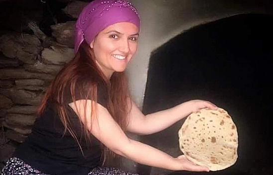 Elazığ'da Yaşayan Doğan, Köy Hasretini Tunceli'de Gideriyor