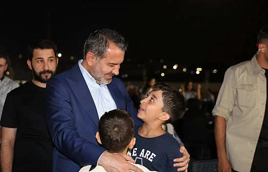 Elazığ'da yaz etkinliklerine yoğun ilgi, Başkan Şerifoğulları'na sevgi seli