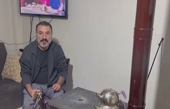 Elazığ'da yaz ortasında soba tüttü