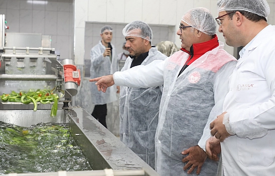 Elazığ'da yemek üretim işletmesine gıda denetimi